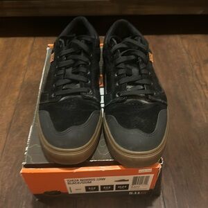5.11 Norris low top sneakers